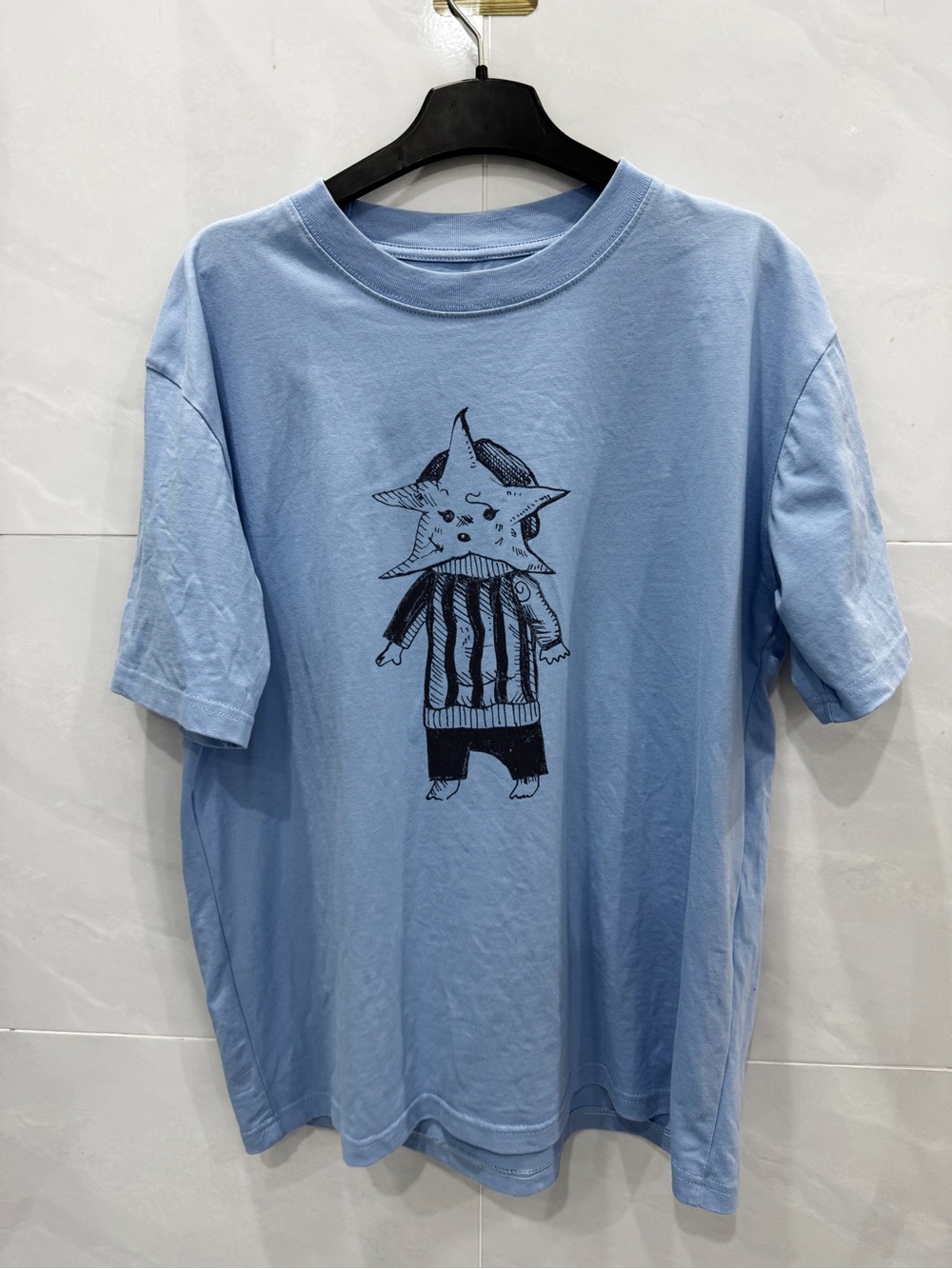 Gildan Light Blue Graphic Short Sleeve Tee with Black Illustration